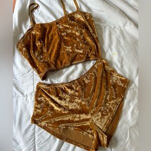 Vintage velvet sleep set